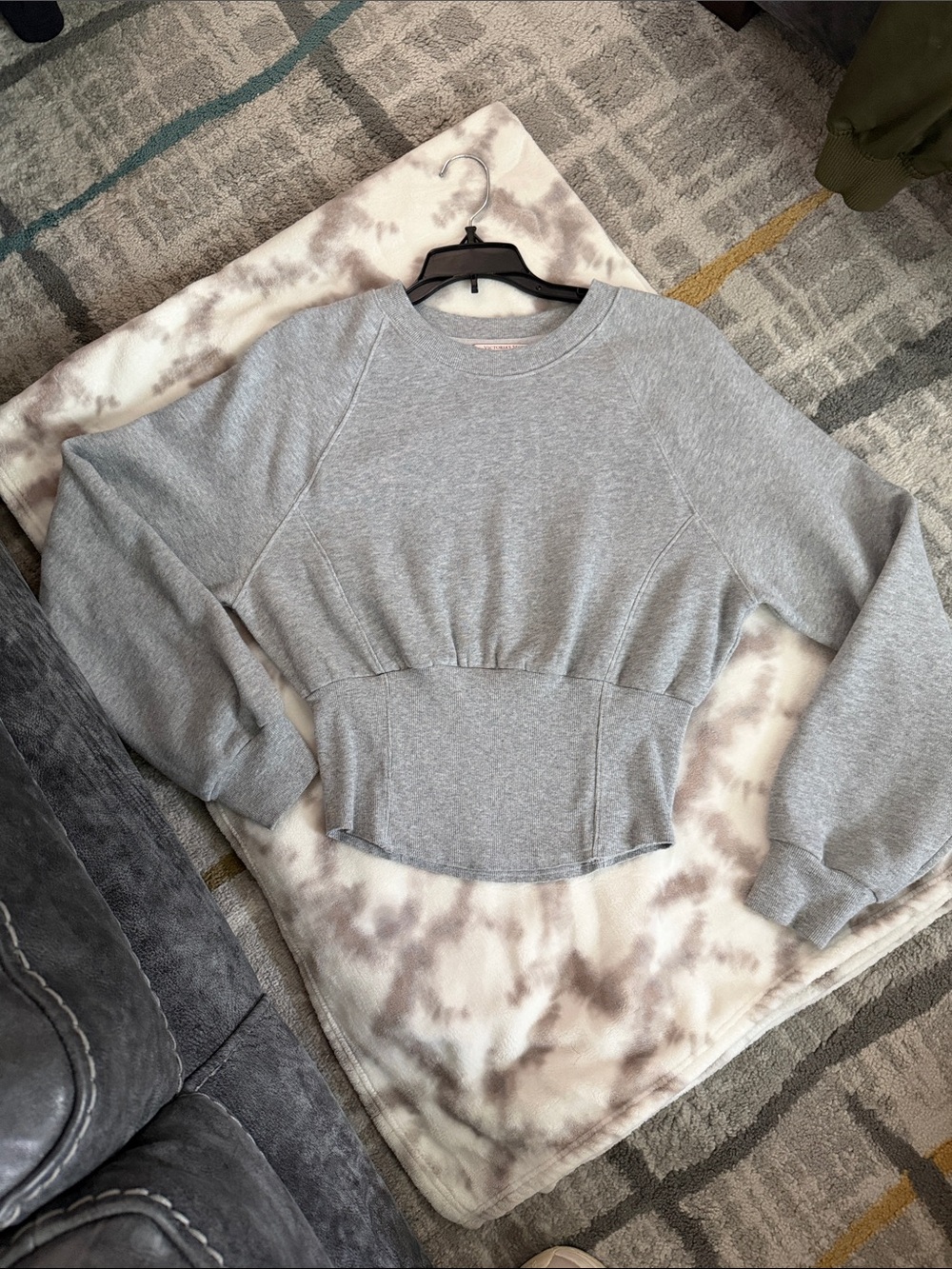 Victoria's Secret Gray Cropped Pullover Sweatshirt